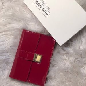Med miu miu red pouch